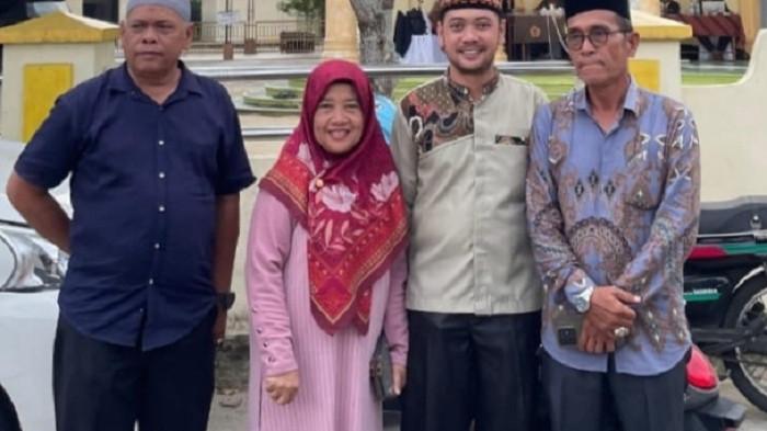 Brigadir Angga Sonanta personel Polres Aceh Singkil (dua kanan) jadi finalis Cabang Tilawah Al-Qur'an MTQ ke-37 Kabupaten Aceh.