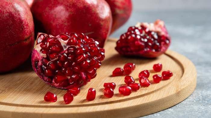 Keuntungan Minum Jus Buah Delima