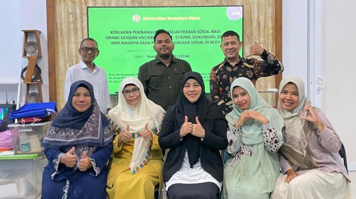 FOTO BERSAMA - Nurul Husna, perempuan asal Beureunuen Pidie yang berprofesi sebagai dosen pada Prodi Kesejahteraan Sosial FDK UIN Ar-Raniry melakukan penelitian menarik untuk disertasi S3-nya di Kampus Universitas Sumatera Utara Medan.