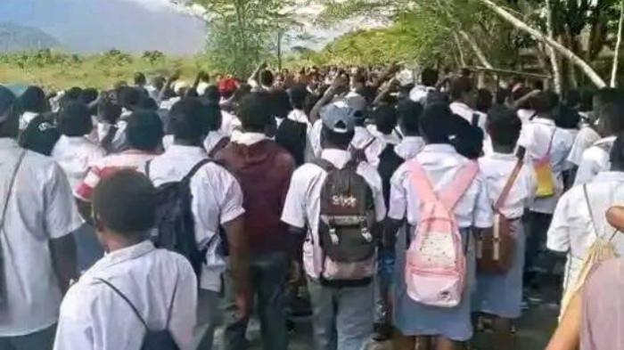 PELAJAR PAPUA- Sejumlah pelajar berkumpul
