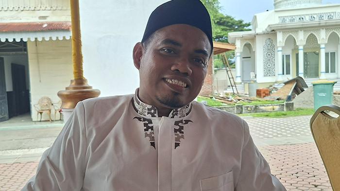 Tgk Qamar Syafawi MPd, Direktur Pesantren Ummulqura Antarabangsa,
Peusangan Bireuen
