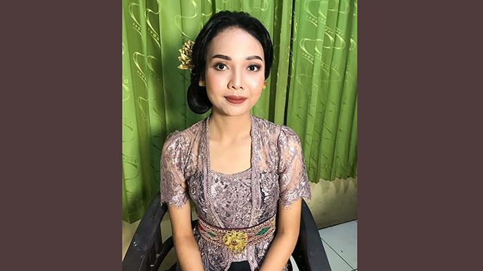 SEMASA HIDUP - Foto semasa hidup Ayu Febri. Perempuan 18 tahun itu meninggal dunia pasca mengalami insiden kecelakaan pada Rabu (1/10/2025).