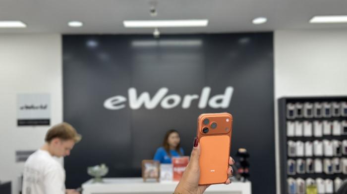 Antusiasme masyarakat terhadap iPhone 17 Series di Bali terus meningkat. Sejak diluncurkan secara resmi pada 17 Oktober 2025, eWorld—satu-satunya Apple Authorised Reseller lokal di Indonesia—melaporkan tingginya permintaan yang membuat stok cepat habis di sejumlah outlet.