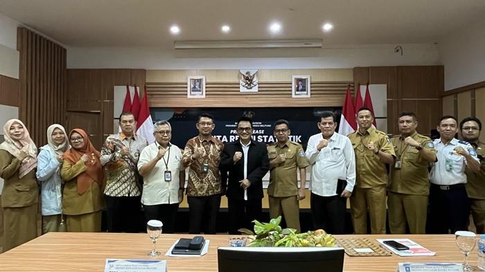BPS RILIS PERTUMBUHAN -- Badan Pusat Statistik (BPS) Provinsi Kepulauan Bangka Belitung (Babel) saat mengelar Rilis Pertumbuhan Ekonomi Babel di Aula BPS Babel, Selasa (5/8/2025).
