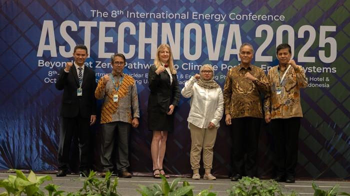 Dr. Elvira Fidelia Tanjung saat menjadi perwakilan COO Thorcon Power Indonesia di ASTECHNOVA 2025
