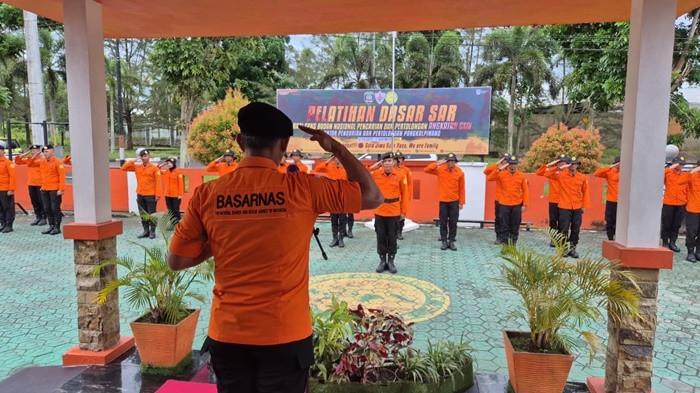 PELATIHAN DASAR -- Kegiatan pelatihan dasar pencarian dan pertolong yang diselenggarakan oleh Kantor SAR Pangkalpinang sejak 27 Agustus 2025 lalu.