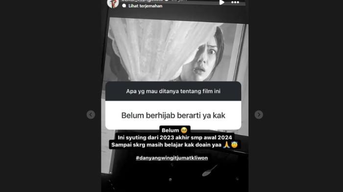 Celine Evangelista promosikan filmnya ketika masih tak berhijab.