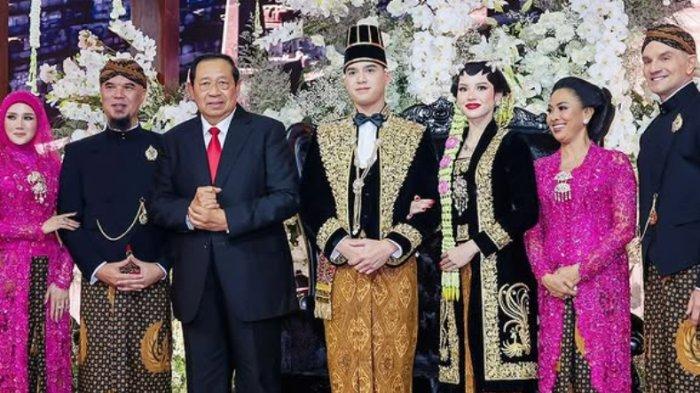 TEMBUS PULUHAN MILIAR - Potret momen ngunduh mantu Al Ghazali dan Alyssa Daguise dicapture Sabtu (21/6/2025).