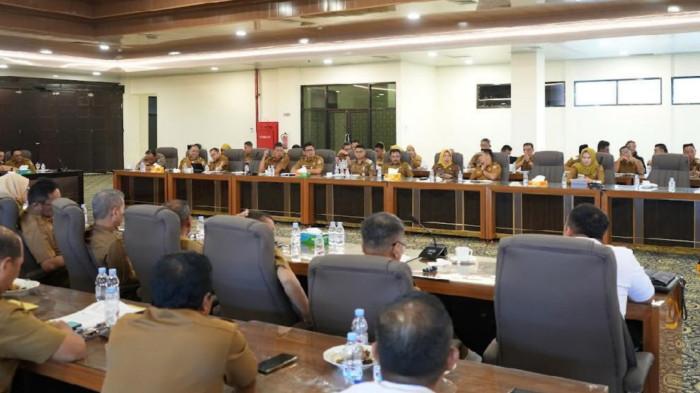 Suasana pertemuan terkait penyelesaian TLRHP BPK Semester II2