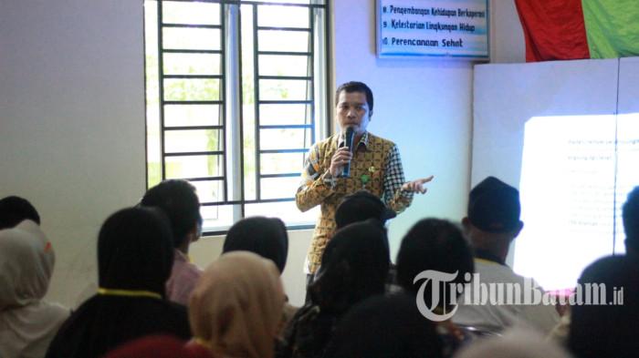 Kabid P2P Wirawan Trisna Putra sosialisasi DBD