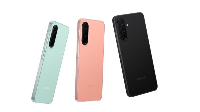 HARGA SAMSUNG TERBARU- Tangkapan layar Samsung Galaxy A26 5G warna Peach Pink paling laris di bulan ini dilansir samsung.com, Senin (18/8/2025). Berikut