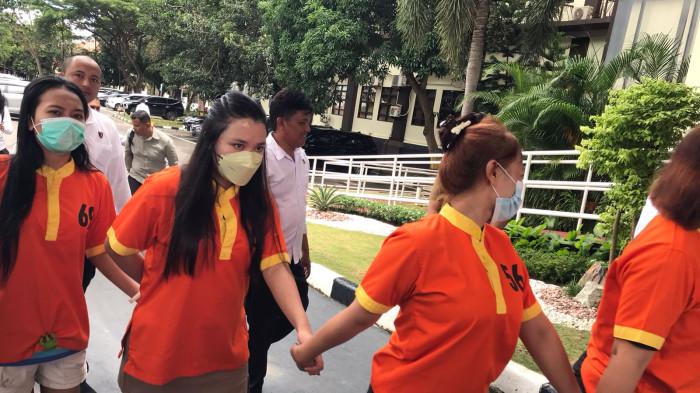 Tersangka wanita narkoba di Batam Kepri x