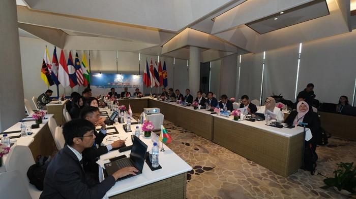 Suasana diskusi dalam rangkaian agenda HAPUA meetings ke-41 yang diikuti oleh delegasi negara anggota.