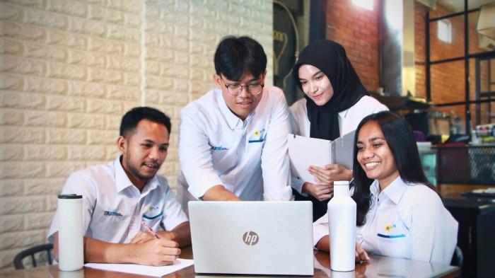 PLN membuka peluang bagi talenta terbaik bangsa yang inovatif, profesional, dan berintegritas untuk berkontribusi bagi sektor energi Indonesia.