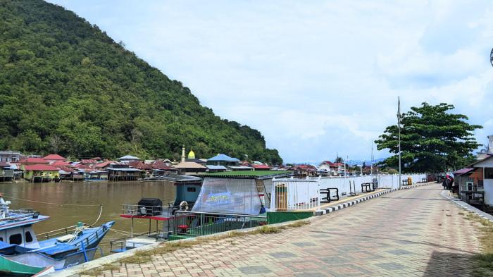 Kawasan tambatan perahu nelayan
