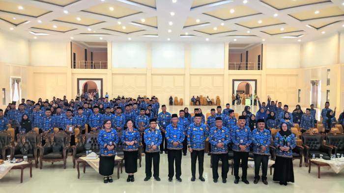 PPPK DILANTIK - Sebanyak 99 orang Pegawai Pemerintah dengan Perjanjian Kerja (PPPK) di lingkungan Kementerian Agama (Kemenag) Provinsi Gorontalo dilantik pada Kamis (23/10/2025).