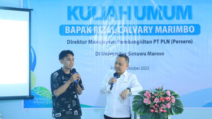 Rizal Calvary Marimbo menjawab salah satu pertanyaan dari Mahasiswa