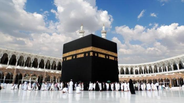 HADIAH UMRAH - Kakbah di Makkah. Delapan warga Gorontalo mendapatkan hadiah paket umrah gratis dari Partai Gerindra.