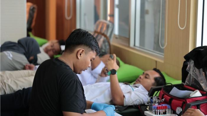 Rayakan Hari Listrik Nasional ke-80, PLN Tebar Kepedulian Lewat Aksi Donor Darah