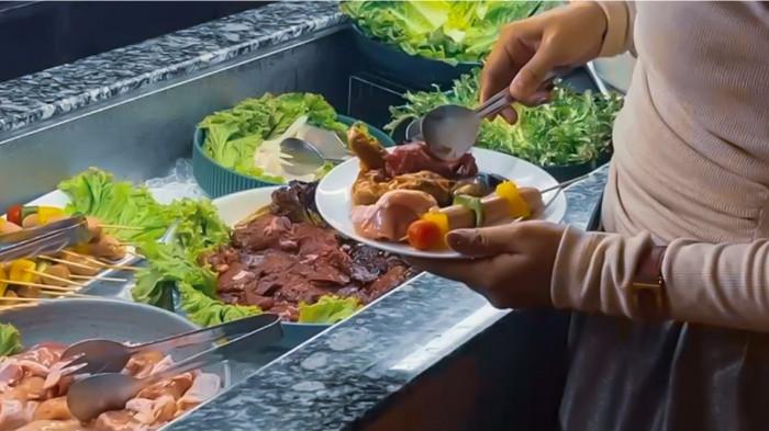 2Flaming Friday – Hangout Dan Ayce Barbeque di de Braga by ARTOTEL Yang Eksotis!