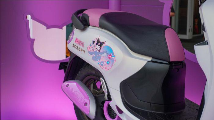 2Honda Scoopy Kuromi Limited Edition Hadir Menyapa Penggemarnya di Bandung