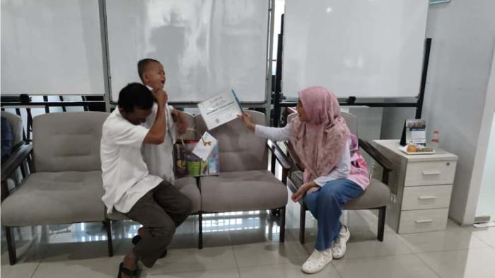 3PLN Tasikmalaya Gelar Khitanan Massal, Nyalakan Senyum Anak Negeri di Hari Listrik Nasional ke-80