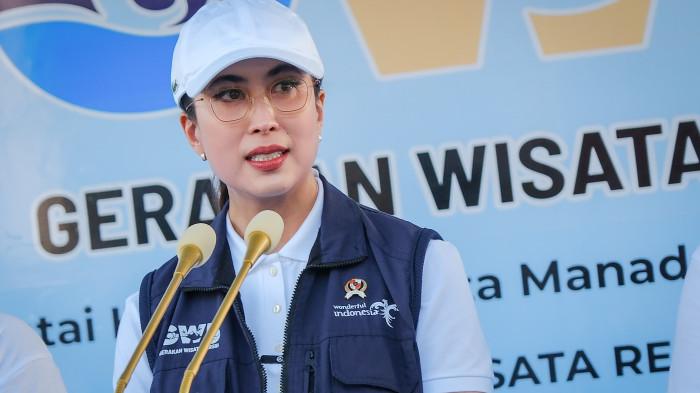 MENPAR WIDIYANTI - Menteri Pariwisata (Menpar) Widiyanti Putri Wardhana saat sambutan pada layanan Cek Kesehatan Gratis bagi siswa sekolah dasar (SD) di Manado (8/8/2025).