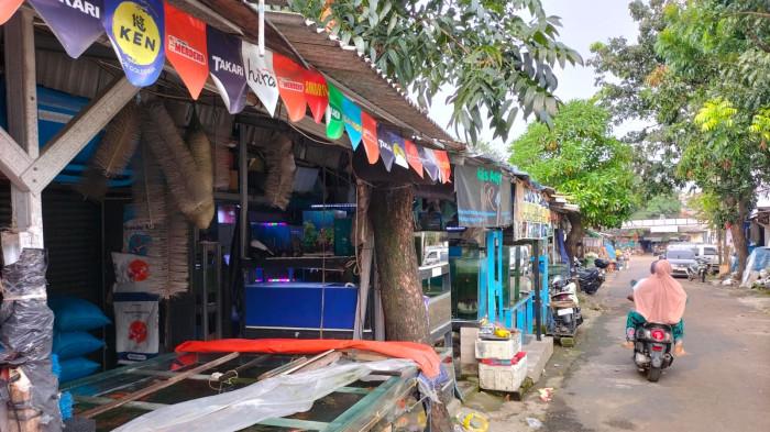 AREA LUAR PASAR IKAN RADIO DALAM