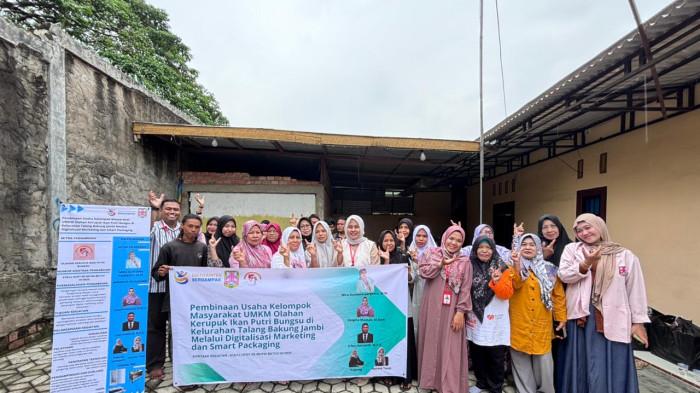 Kegiatan Pelatihan dan bimbingan Pemasaran Digital oleh Tim pengabdian masyarakat Universitas Dinamika Bangsa (UNAMA) kepada UMKM putri bungsu Jambi.