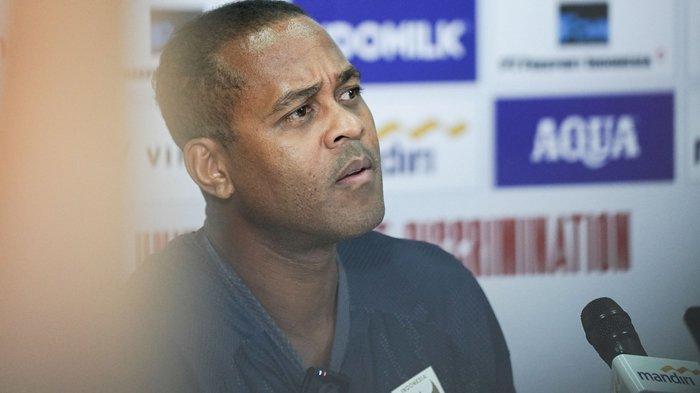 JUMPA PERS - Pelatih Timnas Indonesia, Patrick Kluivert.