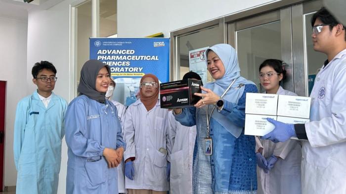 Dosen Fakultas Farmasi UGM Eka Noviana 3