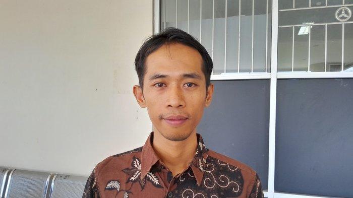 Koordinator Wilayah BGN Kabupaten Klaten, Yoga Angga Pratama, menyebut SPPG Sembung di Desa Sembung, Kecamatan Wedi, Kabupaten Klaten, diberhentikan sementara imbas puluhan siswa SMP diduga keracunan makanan, Kamis (9/10/2025).