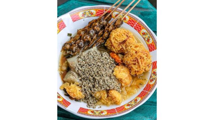 Lontong Kupang