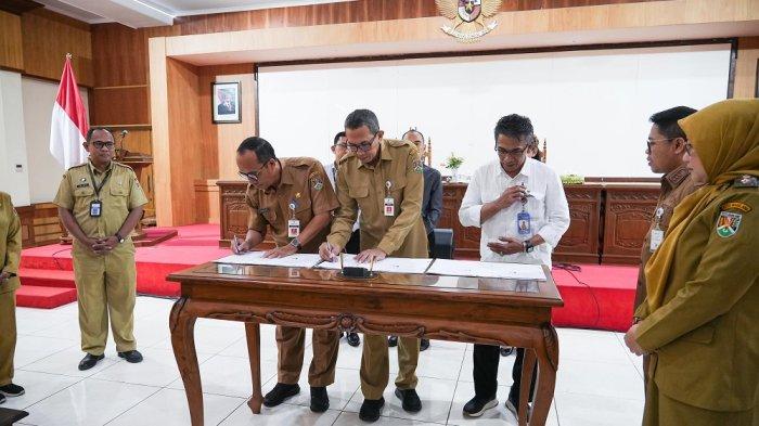DIGITALISASI ADMINDUK: Monitoring dan Evaluasi (Monev) Pelayanan Administrasi Kependudukan (Adminduk) Semester I Tahun 2025 di Aula Adipura Kencana, Senin (4/8/2025)