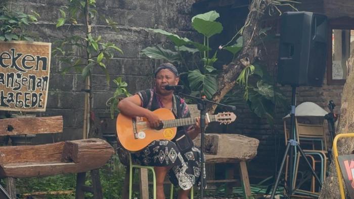 Yulianto mengisi acara