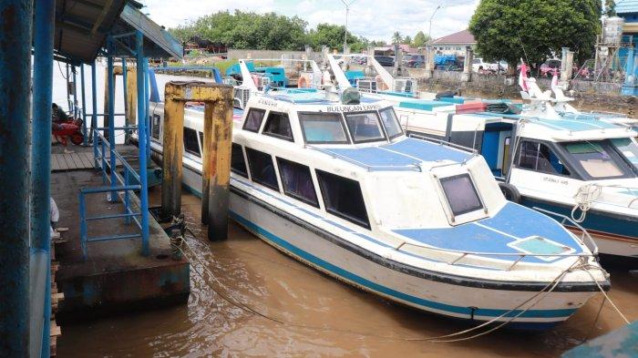JADWAL SPEED – Armada speedboat reguler di Pelabuhan Kayan II tengah bersiap bertolak menuju Tarakan (TribunKaltara.com / Desi Kartika Ayu Nuryana)