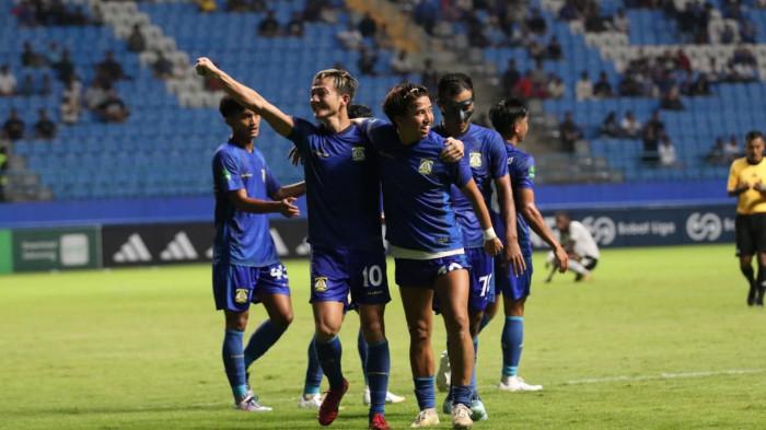 PERSIBA VS PERSIKU - Pelatih Persiku Kudus, Noor Hadi mengakui keunggulan tuan rumah Persiba Balikpapan pada lanjutan kompetisi Pegadaian Champions league 2025-2026, Minggu malam (26/10). Persiku Kudus takluk 3-0 dari Periba Balikpapan. (TRIBUNKALTIM.CO/DWI ARDIANTO)