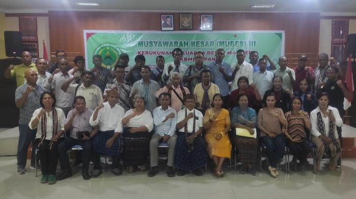 Foto bersama usai pelaksanaan Mubes III KKBM Kupang
