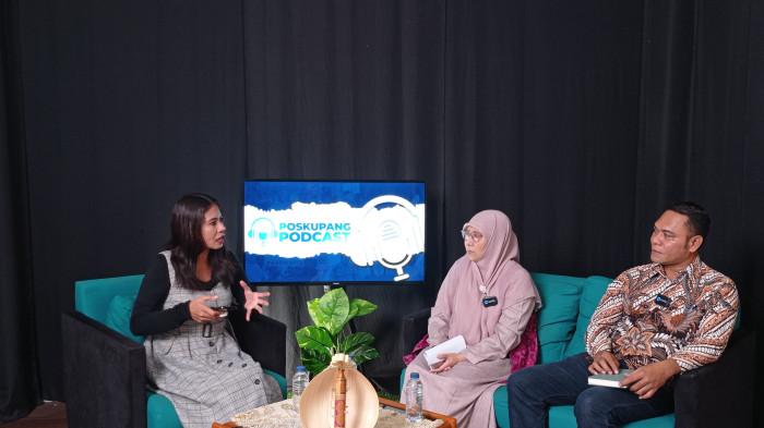 PODCAST - Ketua Panitia INOTEK 2 Bidang Pertanian Regional NTT, Dr. Melkianus Dedimus Same Randu, dan Koordinator Lomba dan Juri, Dr. Masria Syarifuddin bersama host jurnalis Pos Kupang, Ella Uzurasi dalam Podcast Pos Kupang, Senin, (4/8/2025).