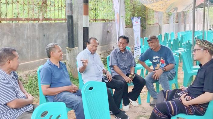 Penasehat dan pengurus KKBM Kupang pada suaatu kesempatan.