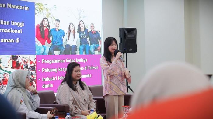 Beasiswa taiwan123