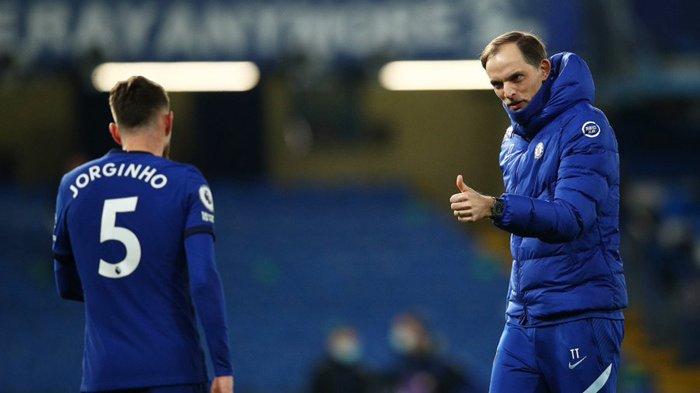 Pelatih Chelsea Thomas Tuchel (kanan)