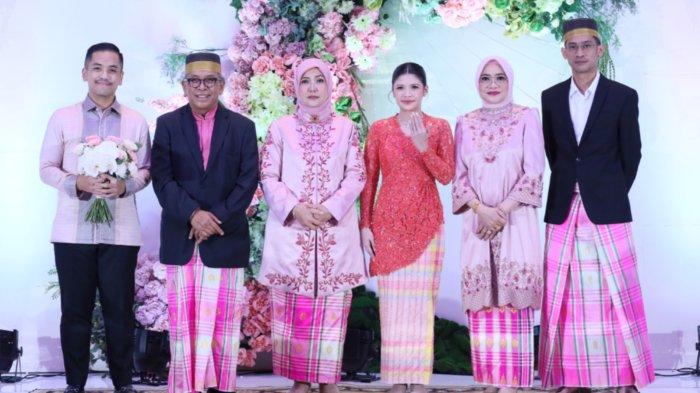 MAPPETTUADA - Acara mappettuada Zulfikar Nur Alamsyah dengan Roidah Halilah Falih Ichsan di Hotel Four Points By Sheraton Jalan Andi Djemma Kota Makassar Minggu (8/6/2025) pagi.