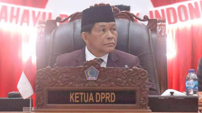 DPRD Provinsi Sulawesi Utara menggelar Rapat Paripurna. Foto 4