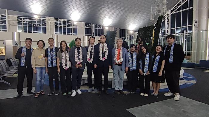 PENERBANGAN PERDANA - Senin (27/10/2025), maskapai asal Korea Selatan Eastar Jet.9