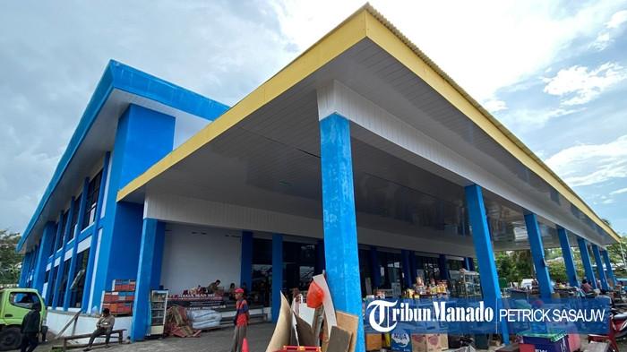 PEMBANGUNAN - Potret Pembangunan Tahap Dua Terminal Tipe A Malalayang, Kota Manado, Sulawesi Utara, Kamis (23/10/2025). Koordinator Satuan Pelayanan Terminal Tipe A Malalayang, Bram Takumansang, mengatakan tahap pembangunan lanjutan ini sudah berjalan sekitar tiga minggu.