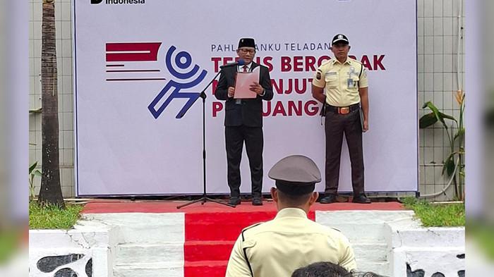 Upacara peringatan Hari Pahlawan di Halaman Kantor BRI Bitung. Foto 3