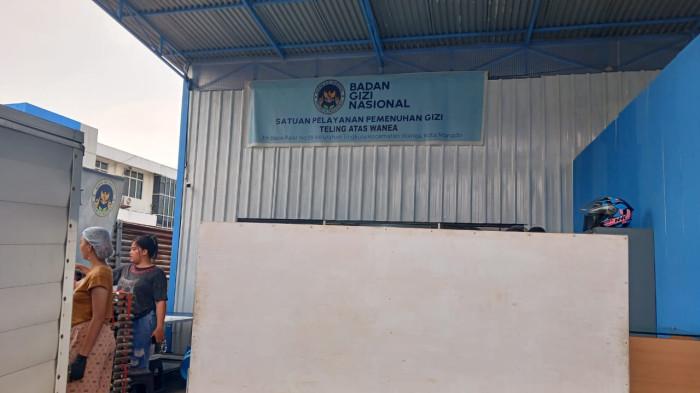 MBG DI MANADO - SPPG Teling Atas Wanea di Jalan Babe Palar, Teling Atas, Wanea, Manado, Sulawesi Utara, Kamis (2/10/2025). Mereka memiliki ahli gizi dari BGN untuk menjamin kelayakan MBG.