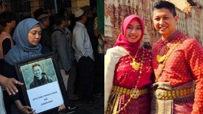 KASUS tewasnya diplomat muda kemlu, Arya Daru Pangayunan (ADP) yang jasadnya ditemukan dalam kondisi terlilit lakban kuning di kamar kosnya di Jalan Gondangdia Kecil, Menteng, Jakarta Pusat, Selasa (8/7/2025). Foto keluarga membawa foto almarhum Arya Daru Pangayunan, di rumah duka di Jalan Munggur, Bantul, Jogyakarat. (KIRI). Foto ADP semasa hidupnya bersama istri (Kanan) (Kolase Istimewa)
