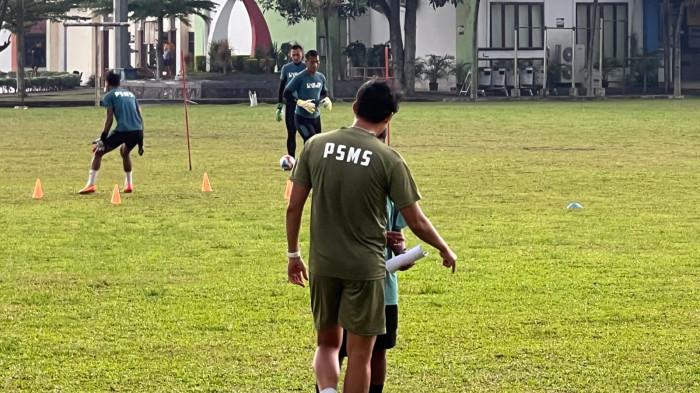 Pemain asing asal Korea Selatan, Kim Jeung Ho sudah mengikuti sesi latihan PSMS Medan di Lapangan Spobda Sumut, Kamis (7/8/2025).